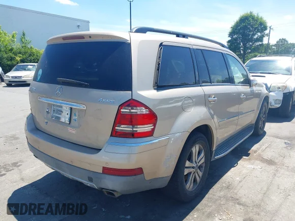 ✅ 2007 Mercedes-Benz GL 450 • VIN: 4JGBF71E67A231771 • Lot: 45083144. Wystawiony na IAAI z przebiegiem 177 577 mil. Bezpłatny archiwum sprzedaży aukcyjnych z USA i szczegółowy raport historii pojazdu na DreamBid. Zdjęcie 4.