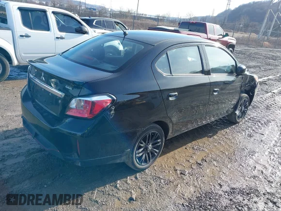 ✅ 2024 Mitsubishi Mirage ES • VIN: ML32FUFJ9RHF11080 • Lot: 41519944. Wystawiony na IAAI z przebiegiem 8 800 mil. Bezpłatny archiwum sprzedaży aukcyjnych z USA i szczegółowy raport historii pojazdu na DreamBid. Zdjęcie 4.