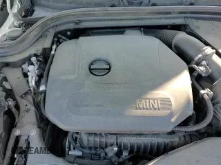 ✅ 2023 MINI Hardtop Cooper • VIN: WMW33DH01P2T72572 • Lot: 83995635. Wystawiony na Copart z przebiegiem 40 532 mil. Bezpłatny archiwum sprzedaży aukcyjnych z USA i szczegółowy raport historii pojazdu na DreamBid. Zdjęcie 14.