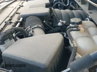 ✅ 2024 GMC Yukon Denali • VIN: 1GKS1DKL6RR306329 • Lot: 43785633. Listed on IAAI with 44,826 mi. Free auction sales archive from the USA and detailed vehicle history report at DreamBid. Image 19.