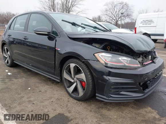 ✅ 2018 Volkswagen Golf GTI S • VIN: 3VW447AU6JM293995 • Lot: 44068978. Wystawiony na IAAI z przebiegiem 148 394 mil. Bezpłatny archiwum sprzedaży aukcyjnych z USA i szczegółowy raport historii pojazdu na DreamBid. Zdjęcie 1.