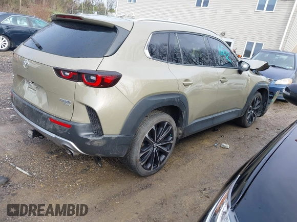 ✅ 2023 Mazda CX-50 Premium Plus • VIN: 7MMVABEY1PN102580 • Lot: 44771602. Wystawiony na IAAI z przebiegiem 41 434 mil. Bezpłatny archiwum sprzedaży aukcyjnych z USA i szczegółowy raport historii pojazdu na DreamBid. Zdjęcie 4.