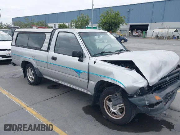 ✅ 1992 Toyota Pickup • VIN: 4TARN81A0NZ028779 • Lot: 42831928. Wystawiony na IAAI z przebiegiem 177 549 mil. Bezpłatny archiwum sprzedaży aukcyjnych z USA i szczegółowy raport historii pojazdu na DreamBid. Zdjęcie 1.