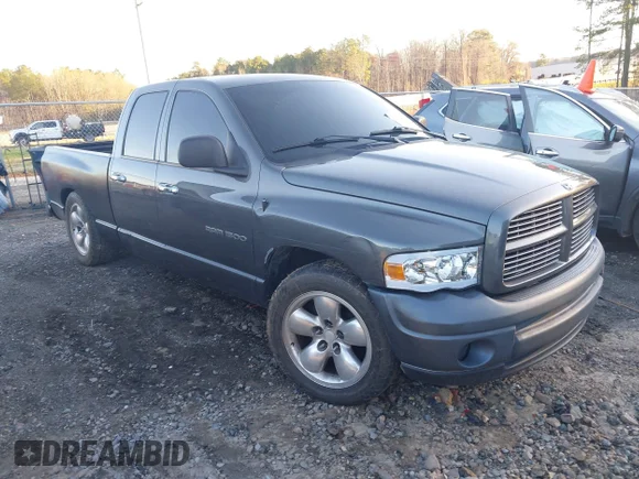 ✅ 2003 Dodge 1500 ST • VIN: 1D7HU18D23S270091 • Лот: 41801782. Опубліковано раніше на IAAI з пробігом 232 865 миль. Безкоштовний доступ до архіву аукціонних продажів зі США та докладний звіт про історію автомобіля на DreamBid. Зображення 1.