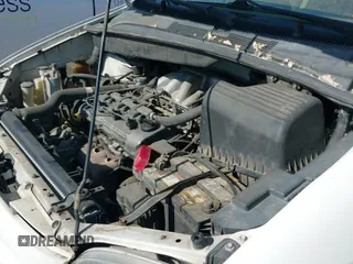 ✅ 2000 Toyota Sienna LE • VIN: 4T3ZF13C2YU245164 • Lot: 42699730. Wystawiony na IAAI z przebiegiem 248 104 mil. Bezpłatny archiwum sprzedaży aukcyjnych z USA i szczegółowy raport historii pojazdu na DreamBid. Zdjęcie 12.