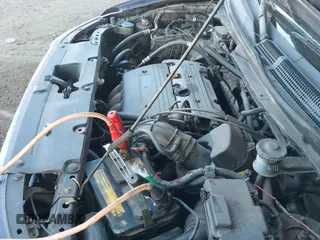 ✅ 2004 Honda Element EX • VIN: 5J6YH28614L022328 • Lot: 43356664. Wystawiony na IAAI z przebiegiem 227 789 mil. Bezpłatny archiwum sprzedaży aukcyjnych z USA i szczegółowy raport historii pojazdu na DreamBid. Zdjęcie 12.