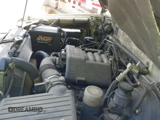 ✅ 1998 Isuzu Trooper S • VIN: JACDJ58X6W7900929 • Lot: 42879124. Listed on IAAI with 254,809 mi. Free auction sales archive from the USA and detailed vehicle history report at DreamBid. Image 12.