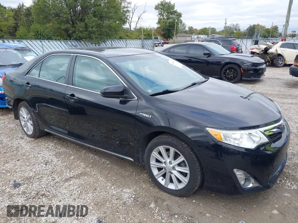 ✅ 2014 Toyota Camry SE Limited Edition • VIN: 4T1BD1FK7EU103634 • Lot: 43486348. Wystawiony na IAAI z przebiegiem 111 106 mil. Bezpłatny archiwum sprzedaży aukcyjnych z USA i szczegółowy raport historii pojazdu na DreamBid. Zdjęcie 1.