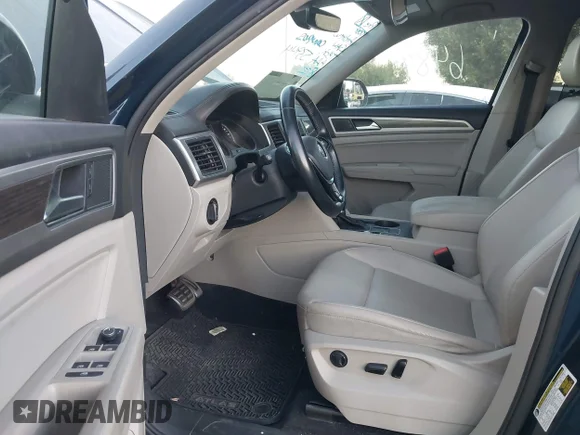 ✅ 2018 Volkswagen Atlas SE • VIN: 1V2FR2CA5JC554066 • Лот: 43646489. Опубликован ранее на IAAI с пробегом 113 826 миль. Бесплатный доступ к архиву аукционных продаж из США и подробный отчёт об истории автомобиля на DreamBid. Изображение 5.