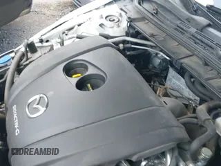 ✅ 2021 Mazda 3 S • VIN: JM1BPAAL6M1331801 • Lot: 42553233. Wystawiony na IAAI z przebiegiem 107 058 mil. Bezpłatny archiwum sprzedaży aukcyjnych z USA i szczegółowy raport historii pojazdu na DreamBid. Zdjęcie 20.