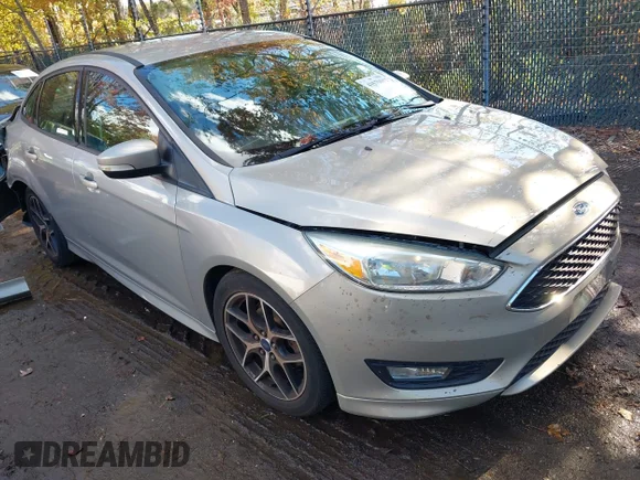 ✅ 2016 Ford Focus SE • VIN: 1FADP3F21GL396722 • Lot: 43579012. Wystawiony na IAAI z przebiegiem 71 438 mil. Bezpłatny archiwum sprzedaży aukcyjnych z USA i szczegółowy raport historii pojazdu na DreamBid. Zdjęcie 1.