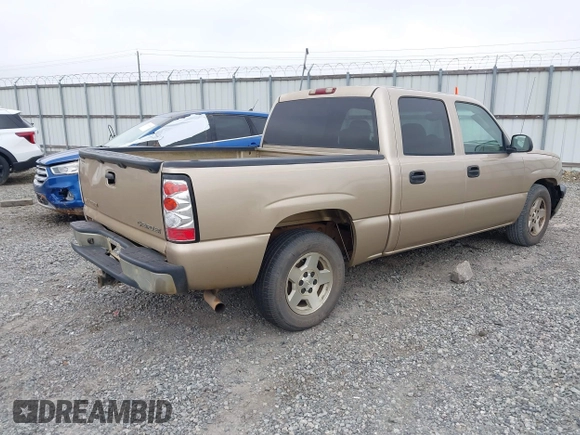 ✅ 2005 Chevrolet Silverado 1500 LS • VIN: 2GCEC13T451138600 • Lot: 44519988. Wystawiony na IAAI z przebiegiem 180 994 mil. Bezpłatny archiwum sprzedaży aukcyjnych z USA i szczegółowy raport historii pojazdu na DreamBid. Zdjęcie 4.