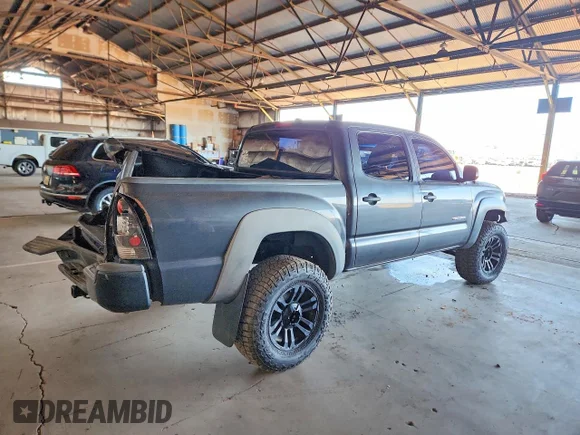 ✅ 2009 Toyota Tacoma PreRunner • VIN: 3TMJU62N09M085226 • Lot: 77801075. Wystawiony na Copart z przebiegiem 230 593 mil. Bezpłatny archiwum sprzedaży aukcyjnych z USA i szczegółowy raport historii pojazdu na DreamBid. Zdjęcie 3.