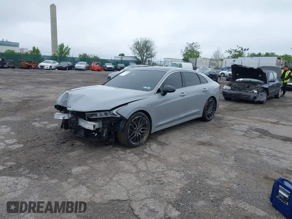 ✅ 2021 Kia K5 GT • VIN: 5XXG44J80MG079284 • Lot: 42192695. Wystawiony na IAAI z przebiegiem 33 891 mil. Bezpłatny archiwum sprzedaży aukcyjnych z USA i szczegółowy raport historii pojazdu na DreamBid. Zdjęcie 17.