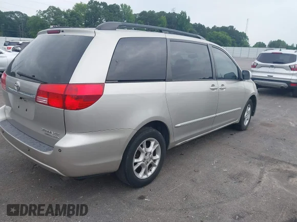✅ 2004 Toyota Sienna XLE Limited • VIN: 5TDBA22C04S010412 • Lot: 45322408. Listed on IAAI with 141,635 mi. Free auction sales archive from the USA and detailed vehicle history report at DreamBid. Image 4.