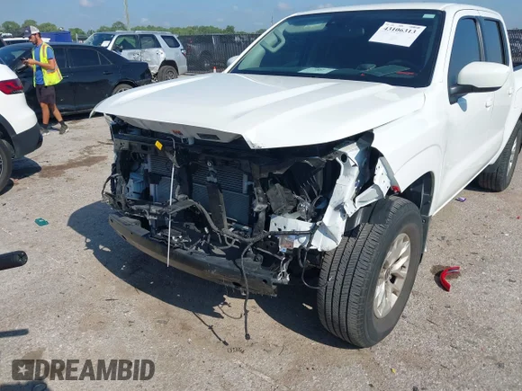 ✅ 2024 Nissan Frontier Pro-X • VIN: 1N6ED1EJ0RN644659 • Lot: 43106313. Wystawiony na IAAI z przebiegiem 20 472 mil. Bezpłatny archiwum sprzedaży aukcyjnych z USA i szczegółowy raport historii pojazdu na DreamBid. Zdjęcie 6.