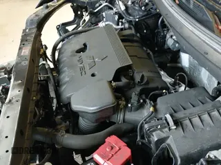 ✅ 2020 Mitsubishi Outlander ES • VIN: JA4AZ3A33LZ045142 • Lot: 43569398. Wystawiony na IAAI z przebiegiem 105 726 mil. Bezpłatny archiwum sprzedaży aukcyjnych z USA i szczegółowy raport historii pojazdu na DreamBid. Zdjęcie 19.