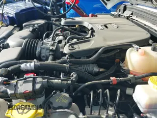 ✅ 2020 Jeep Wrangler Unlimited Sahara Altitude • VIN: 1C4HJXEG7LW196700 • Lot: 40932539. Wystawiony na IAAI z przebiegiem 110 891 mil. Bezpłatny archiwum sprzedaży aukcyjnych z USA i szczegółowy raport historii pojazdu na DreamBid. Zdjęcie 20.