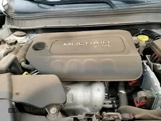 ✅ 2017 Jeep Cherokee Limited • VIN: 1C4PJMDB3HW656104 • Lot: 83956965. Wystawiony na Copart z przebiegiem 127 033 mil. Bezpłatny archiwum sprzedaży aukcyjnych z USA i szczegółowy raport historii pojazdu na DreamBid. Zdjęcie 14.