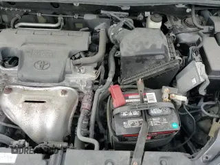 ✅ 2017 Toyota RAV4 LE • VIN: 2T3ZFREV3HW384619 • Lot: 93520715. Wystawiony na Copart z przebiegiem 130 122 mil. Bezpłatny archiwum sprzedaży aukcyjnych z USA i szczegółowy raport historii pojazdu na DreamBid. Zdjęcie 14.