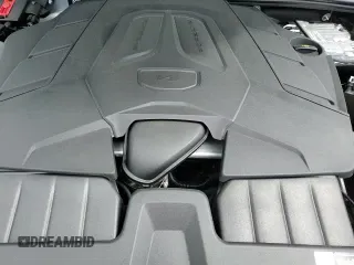 ✅ 2025 Porsche Cayenne • VIN: WP1BA2AY1SDA30446 • Lot: 69814235. Listed on Copart with 2,378 mi. Free auction sales archive from the USA and detailed vehicle history report at DreamBid. Image 17.