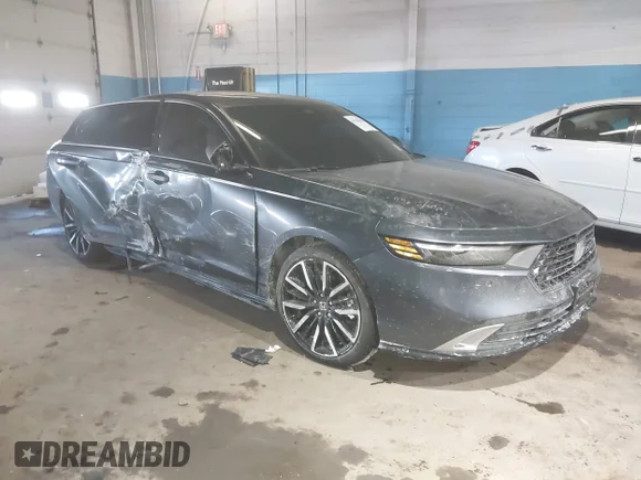 ✅ 2024 Honda Accord Touring • VIN: 1HGCY2F83RA062578 • Лот: 44294949. Опубліковано раніше на IAAI з пробігом 9 322 миль. Безкоштовний доступ до архіву аукціонних продажів зі США та докладний звіт про історію автомобіля на DreamBid. Зображення 1.