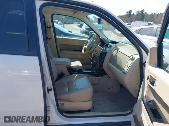 ✅ 2012 Ford Escape Limited • VIN: 1FMCU9EG0CKA80299 • Лот: 44811393. Опубликован ранее на IAAI с пробегом 122 868 миль. Бесплатный доступ к архиву аукционных продаж из США и подробный отчёт об истории автомобиля на DreamBid. Изображение 5.