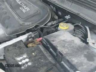 ✅ 2016 Jeep Cherokee Latitude • VIN: 1C4PJMCB5GW153027 • Lot: 43448053. Wystawiony na IAAI z przebiegiem 142 556 mil. Bezpłatny archiwum sprzedaży aukcyjnych z USA i szczegółowy raport historii pojazdu na DreamBid. Zdjęcie 19.