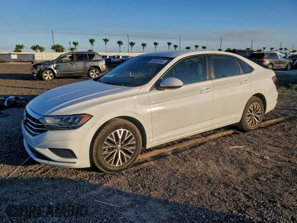 ✅ 2021 Volkswagen Jetta S • VIN: 3VWC57BU8MM052631 • Lot: 95026195. Listed on Copart with 100,553 mi. Free auction sales archive from the USA and detailed vehicle history report at DreamBid. Image 1.
