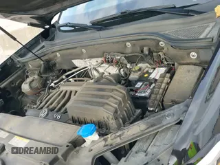 ✅ 2021 Volkswagen Atlas SE • VIN: 1V2JE2CA3MC237879 • Lot: 43521903. Listed on IAAI with 63,970 mi. Free auction sales archive from the USA and detailed vehicle history report at DreamBid. Image 19.