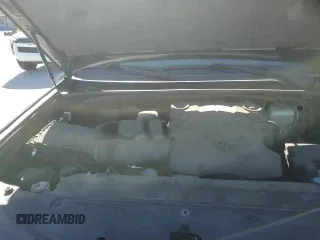 ✅ 2019 Toyota 4Runner SR5 Premium • VIN: JTEBU5JRXK5660085 • Лот: 92228895. Опубликован ранее на Copart с пробегом 75 315 миль. Бесплатный доступ к архиву аукционных продаж из США и подробный отчёт об истории автомобиля на DreamBid. Изображение 17.