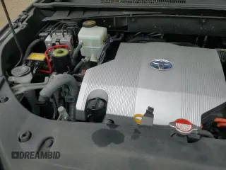 ✅ 2017 Toyota Highlander Hybrid XLE • VIN: 5TDJGRFH1HS024883 • Lot: 58122955. Listed on Copart with 116,189 mi. Free auction sales archive from the USA and detailed vehicle history report at DreamBid. Image 16.