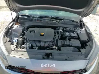 ✅ 2024 Kia Forte GT-Line • VIN: 3KPF54AD2RE772542 • Lot: 85866715. Wystawiony na Copart z przebiegiem 13 209 mil. Bezpłatny archiwum sprzedaży aukcyjnych z USA i szczegółowy raport historii pojazdu na DreamBid. Zdjęcie 15.