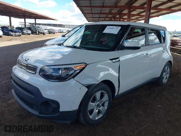 ✅ 2018 Kia Soul • VIN: KNDJN2A2XJ7542183 • Lot: 44405771. Wystawiony na IAAI z przebiegiem 98 225 mil. Bezpłatny archiwum sprzedaży aukcyjnych z USA i szczegółowy raport historii pojazdu na DreamBid. Zdjęcie 2.