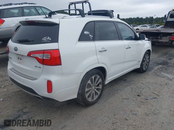✅ 2015 Kia Sorento SX • VIN: 5XYKWDA74FG609136 • Lot: 43419022. Wystawiony na IAAI z przebiegiem 149 107 mil. Bezpłatny archiwum sprzedaży aukcyjnych z USA i szczegółowy raport historii pojazdu na DreamBid. Zdjęcie 4.
