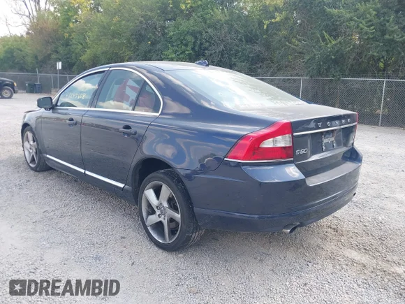 ✅ 2010 Volvo S80 I6 Turbo • VIN: YV1992AH9A1115120 • Лот: 43245608. Опубліковано раніше на IAAI з пробігом 154 098 миль. Безкоштовний доступ до архіву аукціонних продажів зі США та докладний звіт про історію автомобіля на DreamBid. Зображення 3.