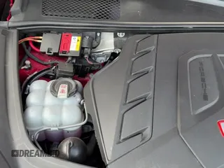 ✅ 2022 Porsche Cayenne GTS • VIN: WP1AG2AY5NDA38578 • Lot: 43418607. Wystawiony na IAAI z przebiegiem 16 253 mil. Bezpłatny archiwum sprzedaży aukcyjnych z USA i szczegółowy raport historii pojazdu na DreamBid. Zdjęcie 13.