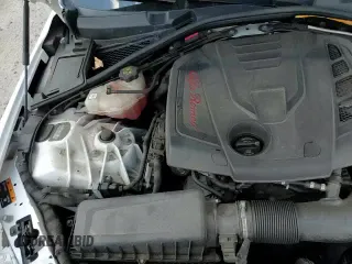 ✅ 2018 Alfa Romeo Giulia • VIN: ZARFAEDN1J7593067 • Лот: 61043475. Опубликован ранее на Copart с пробегом 41 606 миль. Бесплатный доступ к архиву аукционных продаж из США и подробный отчёт об истории автомобиля на DreamBid. Изображение 14.