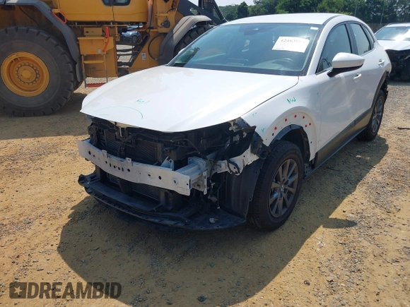 ✅ 2021 Mazda CX-30 S • VIN: 3MVDMBAL7MM232767 • Lot: 42463904. Wystawiony na IAAI z przebiegiem 81 842 mil. Bezpłatny archiwum sprzedaży aukcyjnych z USA i szczegółowy raport historii pojazdu na DreamBid. Zdjęcie 6.