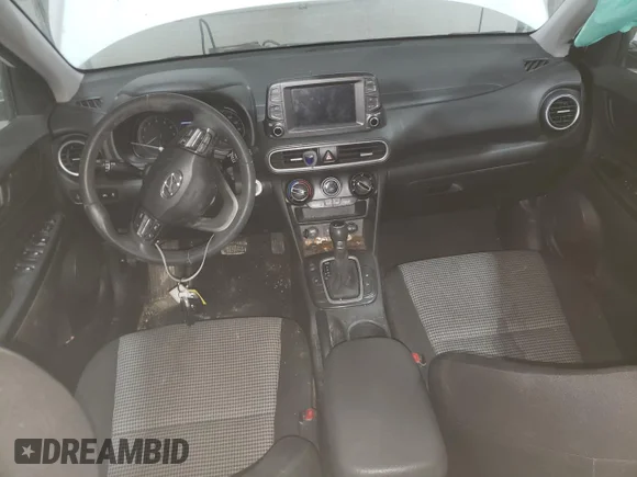 ✅ 2020 Hyundai Kona SEL • VIN: KM8K22AA4LU402585 • Lot: 36758923. Wystawiony na Copart z przebiegiem 53 795 mil. Bezpłatny archiwum sprzedaży aukcyjnych z USA i szczegółowy raport historii pojazdu na DreamBid. Zdjęcie 8.