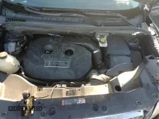 ✅ 2019 Lincoln MKC Standard • VIN: 5LMCJ1C92KUL04249 • Lot: 83783565. Listed on Copart with 100,711 mi. Free auction sales archive from the USA and detailed vehicle history report at DreamBid. Image 16.