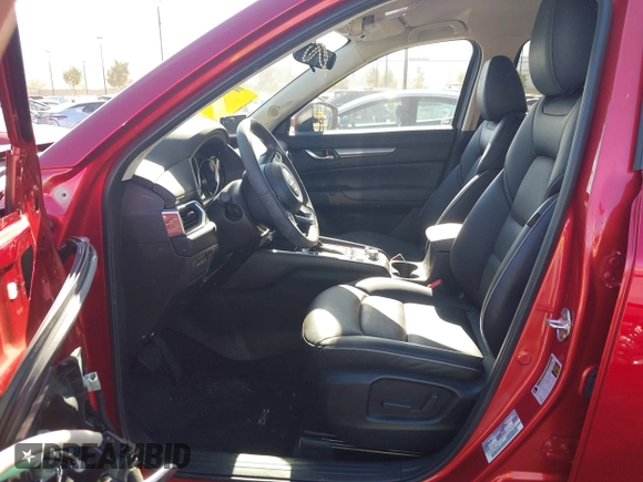 ✅ 2025 Mazda CX-5 S Select • VIN: JM3KFBBL3S0592952 • Lot: 44125216. Wystawiony na IAAI z przebiegiem 2 942 mil. Bezpłatny archiwum sprzedaży aukcyjnych z USA i szczegółowy raport historii pojazdu na DreamBid. Zdjęcie 5.