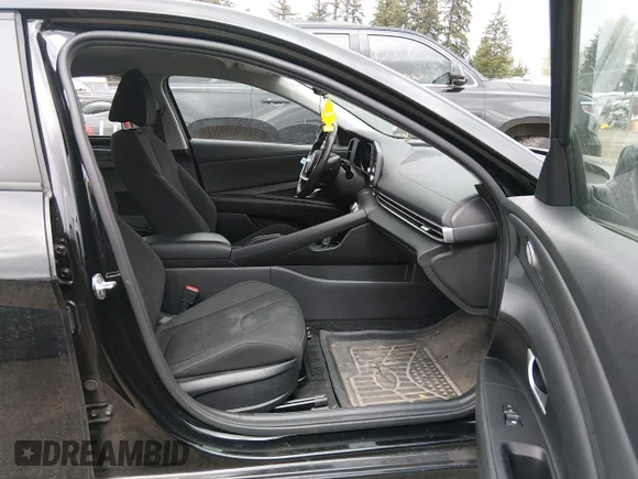 ✅ 2021 Hyundai Elantra Preferred • VIN: KMHLM4AG3MU122771 • Lot: 44938869. Listed on IAAI with 102,912 mi. Free auction sales archive from the USA and detailed vehicle history report at DreamBid. Image 5.