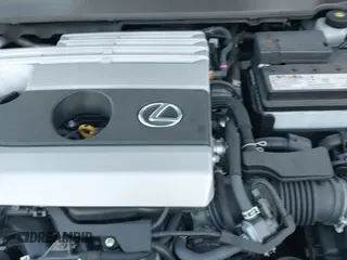 ✅ 2022 Lexus UX 200 • VIN: JTHX3JBH5N2050207 • Лот: 42700102. Опубликован ранее на IAAI с пробегом 28 053 миль. Бесплатный доступ к архиву аукционных продаж из США и подробный отчёт об истории автомобиля на DreamBid. Изображение 20.