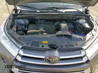 ✅ 2018 Toyota Highlander XLE • VIN: 5TDJZRFHXJS867187 • Lot: 82658545. Listed on Copart with 75,885 mi. Free auction sales archive from the USA and detailed vehicle history report at DreamBid. Image 16.