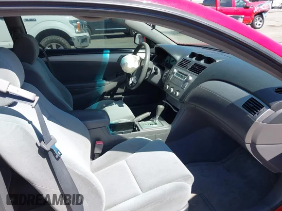 ✅ 2005 Toyota Solara SPT • VIN: 4T1CE38P95U514345 • Lot: 44623647. Wystawiony na IAAI z przebiegiem 232 092 mil. Bezpłatny archiwum sprzedaży aukcyjnych z USA i szczegółowy raport historii pojazdu na DreamBid. Zdjęcie 5.