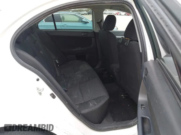 ✅ 2011 Mitsubishi Lancer ES • VIN: JA32U2FU8BU022132 • Lot: 41694682. Wystawiony na IAAI z przebiegiem 139 822 mil. Bezpłatny archiwum sprzedaży aukcyjnych z USA i szczegółowy raport historii pojazdu na DreamBid. Zdjęcie 8.