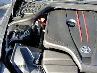 ✅ 2022 Toyota Supra 2.0 • VIN: WZ1DB2C08NW047883 • Lot: 84032614. Wystawiony na Copart z przebiegiem 26 907 mil. Bezpłatny archiwum sprzedaży aukcyjnych z USA i szczegółowy raport historii pojazdu na DreamBid. Zdjęcie 13.