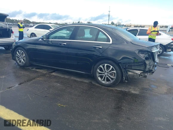 ✅ 2018 Mercedes-Benz C 300 • VIN: WDDWF4JB7JR405162 • Lot: 44159086. Listed on IAAI with 53,639 mi. Free auction sales archive from the USA and detailed vehicle history report at DreamBid. Image 3.