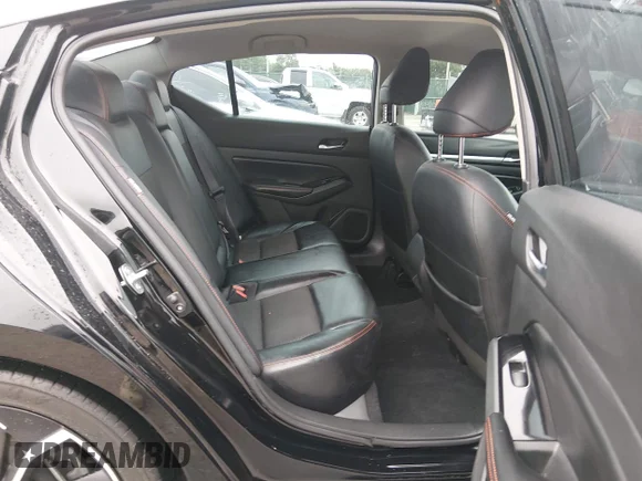 ✅ 2024 Nissan Altima SR • VIN: 1N4BL4CV3RN327464 • Lot: 45159742. Listed on IAAI with 32,312 mi. Free auction sales archive from the USA and detailed vehicle history report at DreamBid. Image 8.